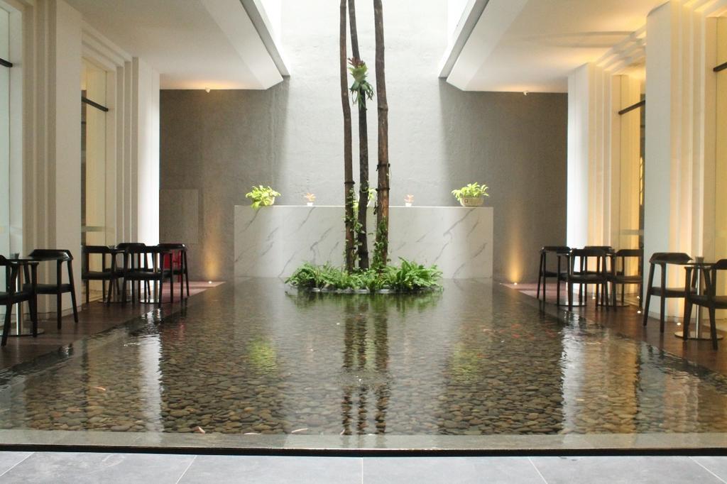 Delua Hotel Jakarta Ngoại thất bức ảnh