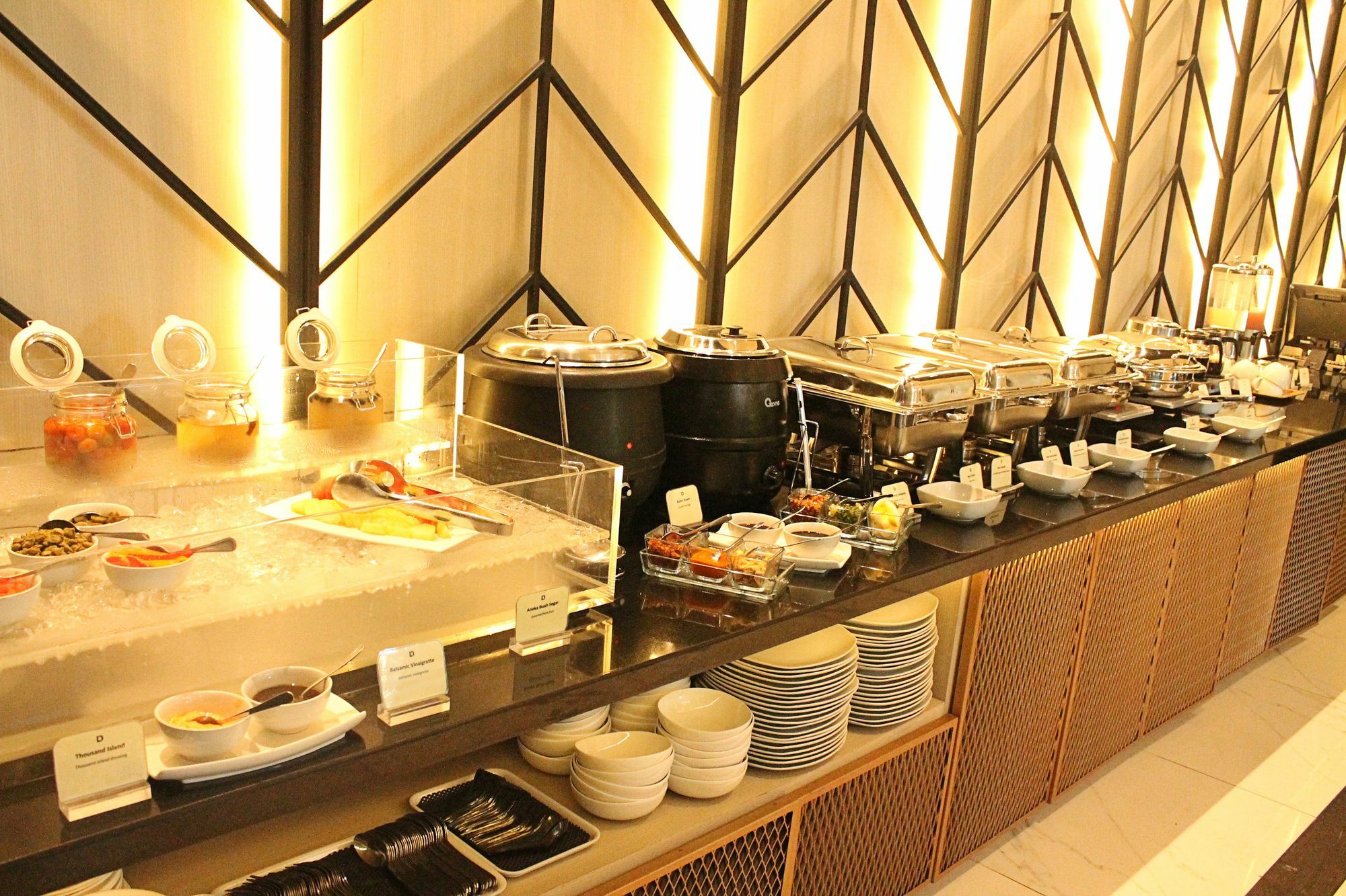 Delua Hotel Jakarta Ngoại thất bức ảnh