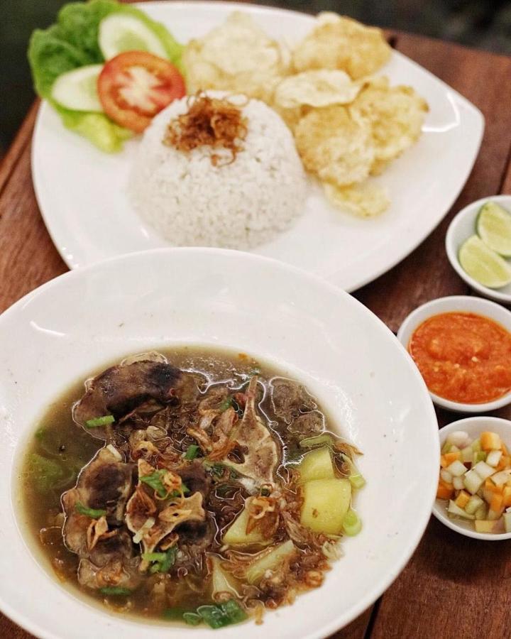 Delua Hotel Jakarta Ngoại thất bức ảnh